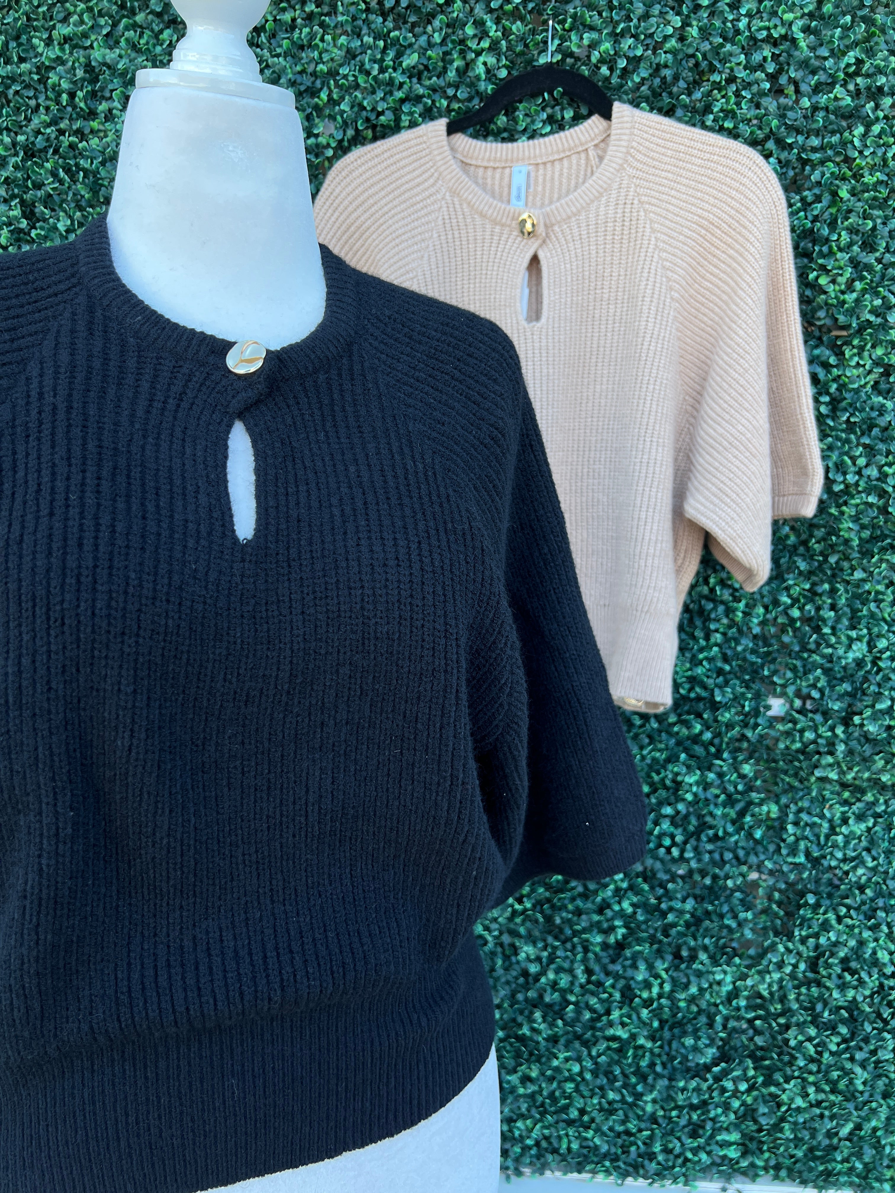 Gold Keyhole Short Sleeve Sweater