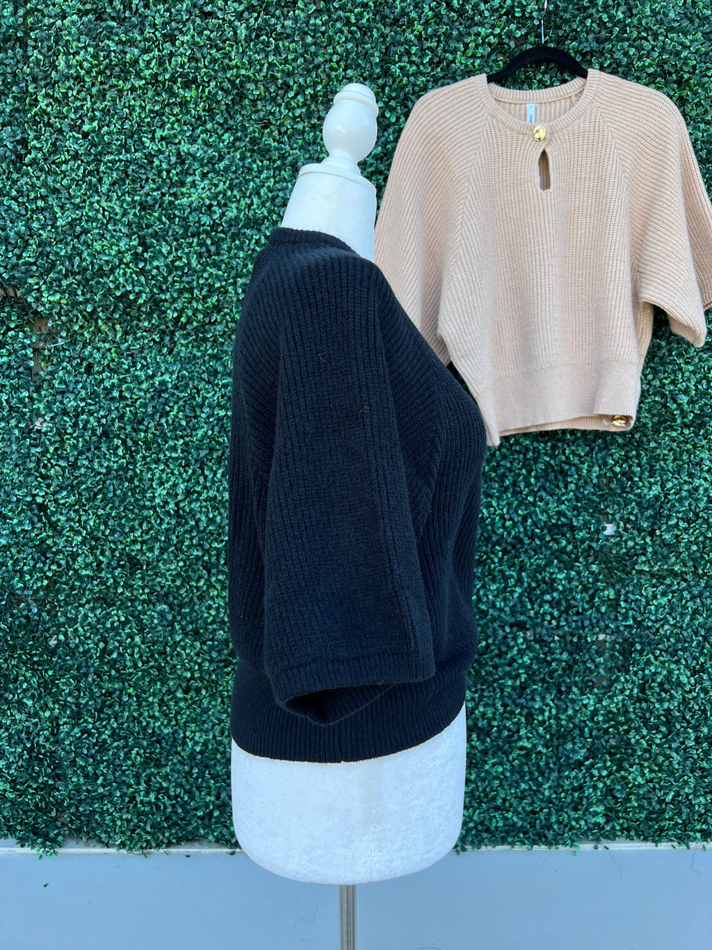 Gold Keyhole Short Sleeve Sweater